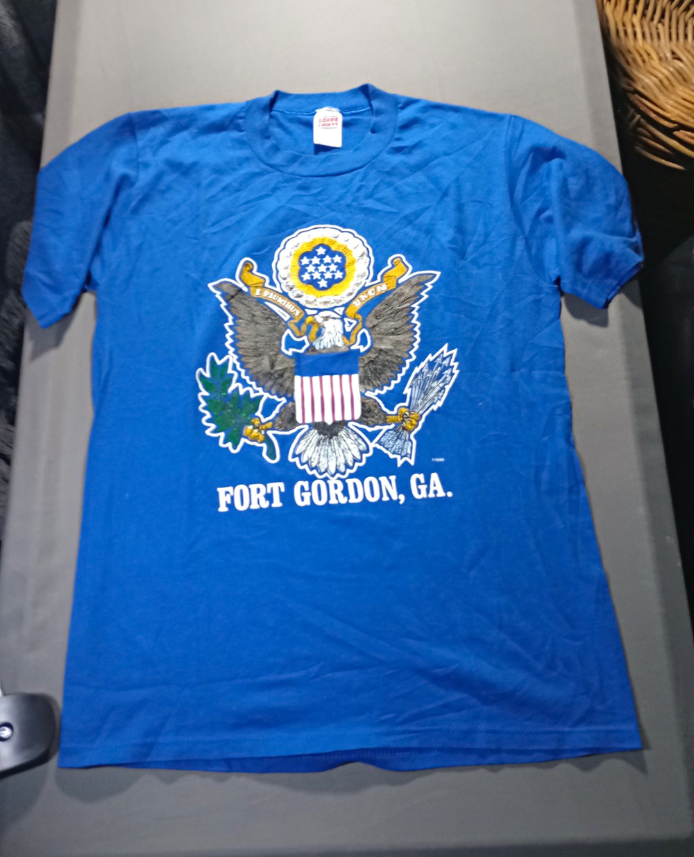 Soffe Fort Gordon GA Eagle Graphic Logo T Shirt Men's Size medium Vintage 80s